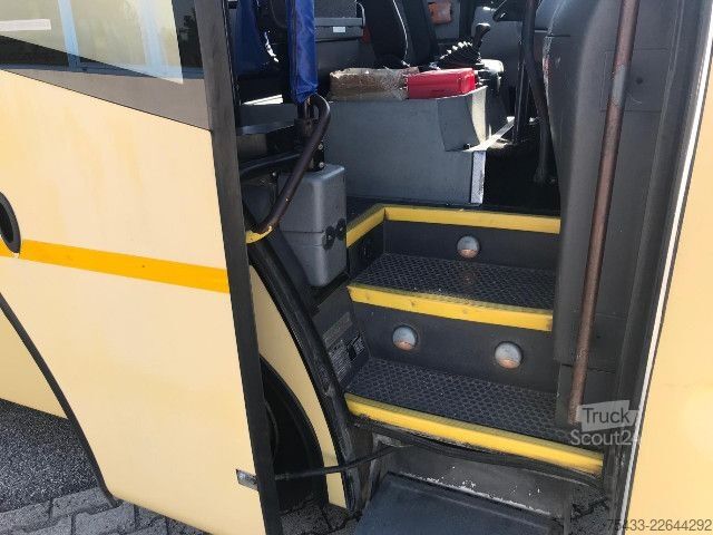 Avtobus Mercedes-Benz ATEGO SITCAR SCUOLABUS 54+3+1