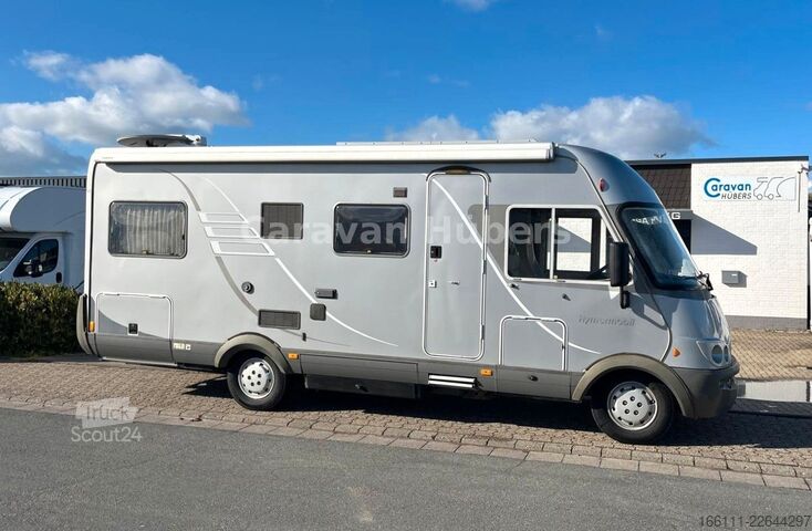 Autorulotă integrată HYMER/ERIBA B 614 - Festbett- Klima -  - Solar -