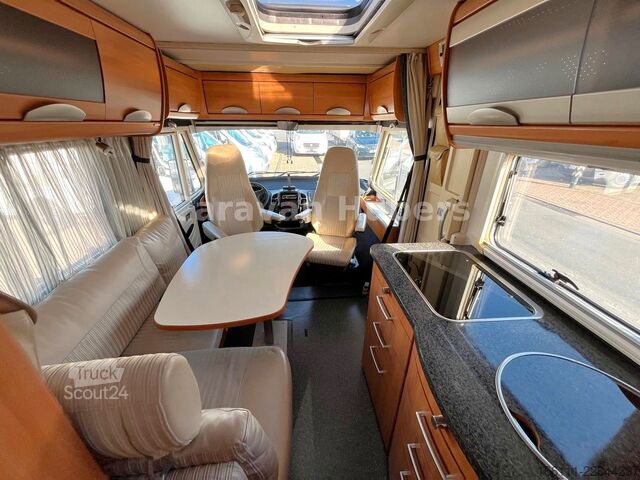 Autorulotă integrată HYMER/ERIBA B 614 - Festbett- Klima -  - Solar -