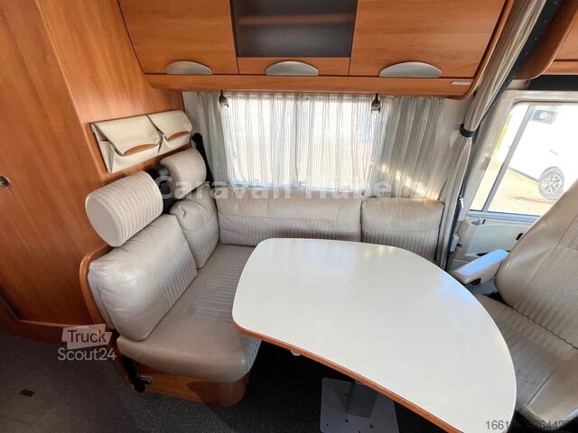 Autorulotă integrată HYMER/ERIBA B 614 - Festbett- Klima -  - Solar -