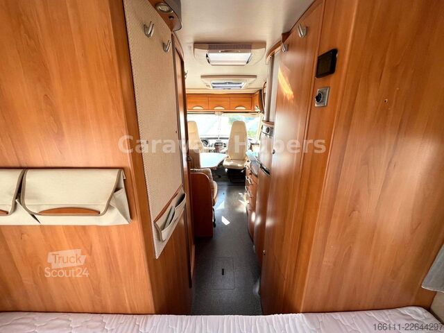 Integreret autocamper HYMER/ERIBA B 614 - Festbett- Klima -  - Solar -