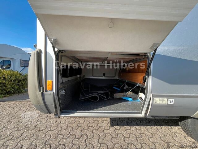 Integreret autocamper HYMER/ERIBA B 614 - Festbett- Klima -  - Solar -