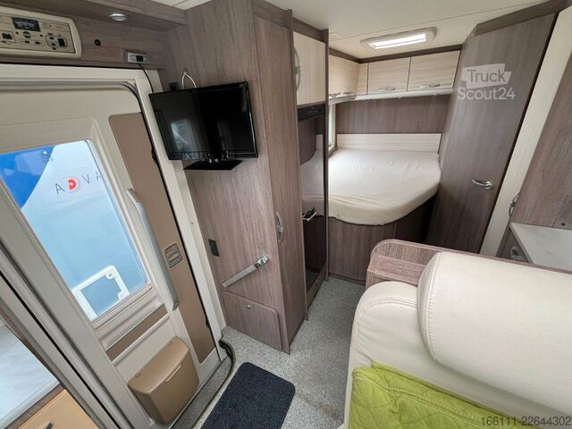 Halvintegreret autocamper BÜRSTNER Nexxo T 660 - Festbett -  - Klima -