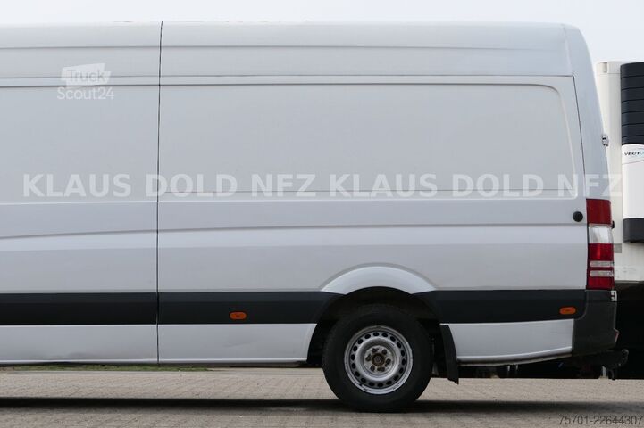 Furgoneta MERCEDES-BENZ 314 Sprinter Kasten Lang leichter Motorschaden
