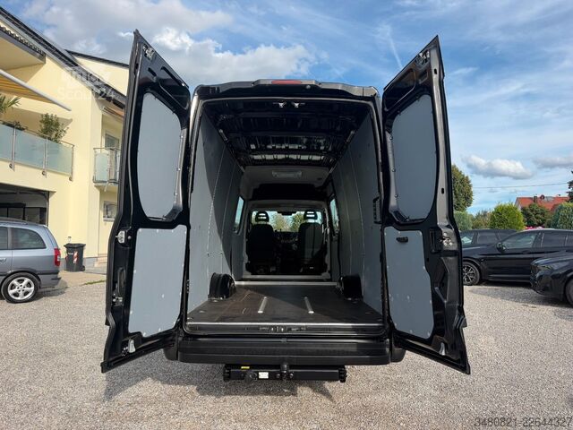 Bestelwagen met verhoogd dak IVECO DAILY 35S17 L4H2 3.0L Automatik AHK Klima WoMobi