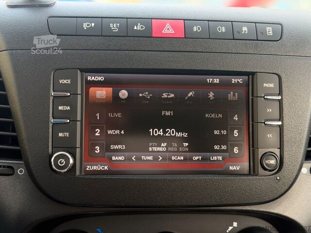 Bestelwagen met verhoogd dak IVECO DAILY 35S17 L4H2 3.0L Automatik AHK Klima WoMobi