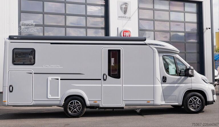 Félintegrált lakóautó LMC Cruiser 750 EF Messeangebot CSD 2026