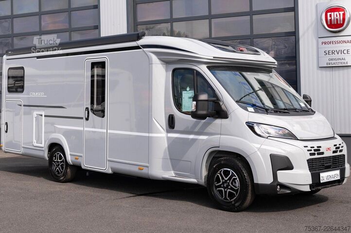 Félintegrált lakóautó LMC Cruiser 750 EF Messeangebot CSD 2026