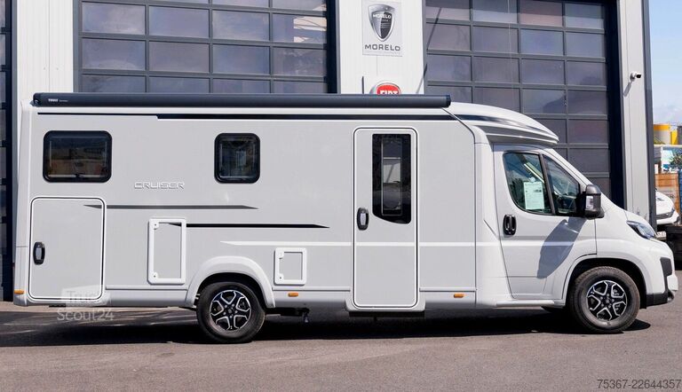 Félintegrált lakóautó LMC Cruiser 750 EL Messeangebot CSD 2026