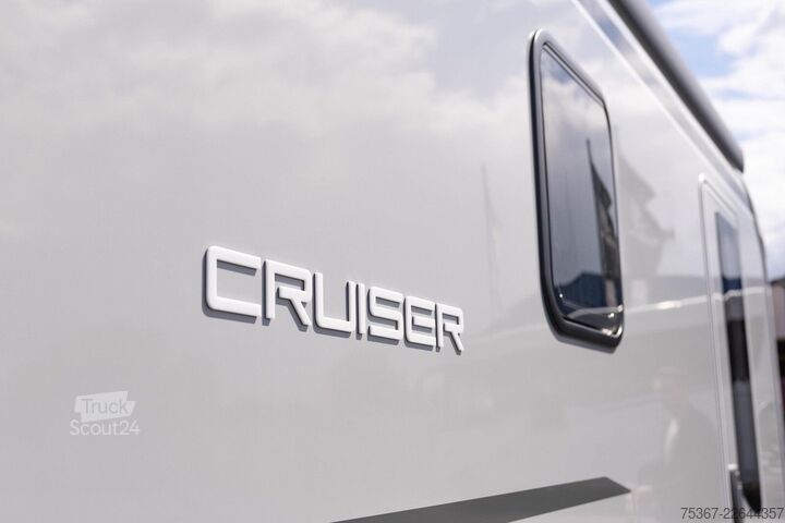 Félintegrált lakóautó LMC Cruiser 750 EL Messeangebot CSD 2026