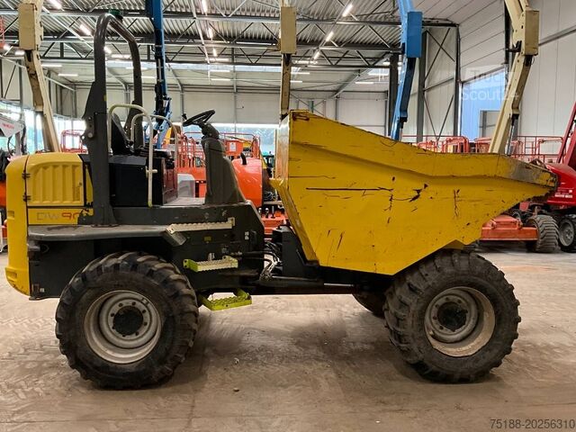 Muldenfahrzeug Neuson DW 90