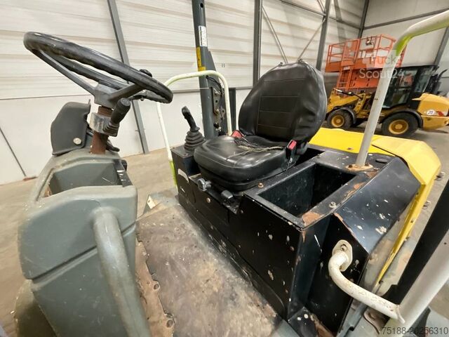 Muldenfahrzeug Neuson DW 90