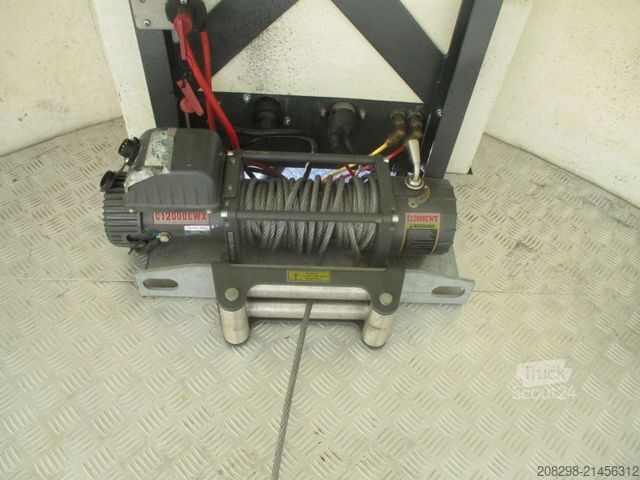 Trekker MERCEDES-BENZ 519 CDI | AIRCO | ESVE CAR TRANSPORTER TRAILER |