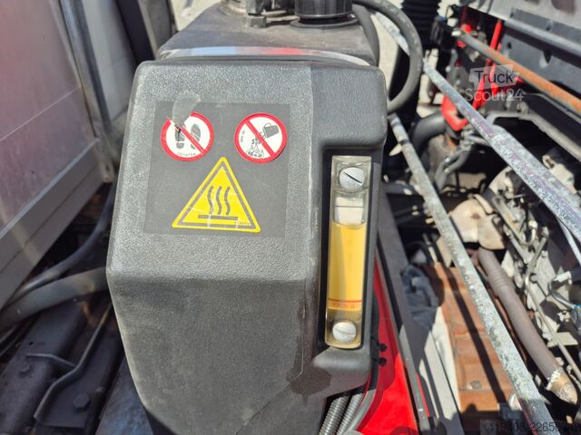 Kasa tipi kamyon + vinçli kaldırma sistemi (HDS) Renault D 7.5 180 - FASSI 32B