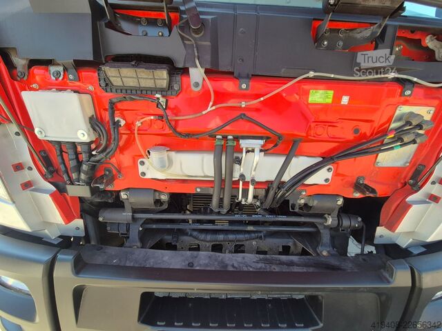 Kasa tipi kamyon + vinçli kaldırma sistemi (HDS) Renault D 7.5 180 - FASSI 32B
