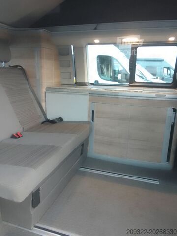 ван Volkswagen California Camper | 2 Letti 4 Posti | Cucinotto + Letto Tetto