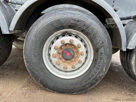 Напівпричіп-самоскид SCHWARZMüLLER KIPPMULDE 25M³, SAF, PODEST, HYVA