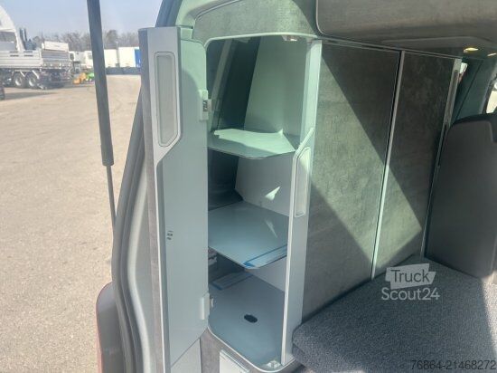 Контейнер VW T6.1 MULTIVAN CALIFORNIA OCEAN TEILINTEGRIERT, AHV, AUFSTELLDACH