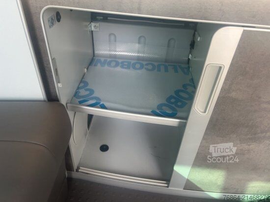 Контейнер VW T6.1 MULTIVAN CALIFORNIA OCEAN TEILINTEGRIERT, AHV, AUFSTELLDACH