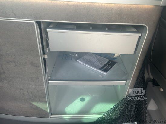 Контейнер VW T6.1 MULTIVAN CALIFORNIA OCEAN TEILINTEGRIERT, AHV, AUFSTELLDACH