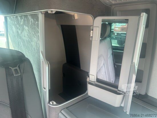 Контейнер VW T6.1 MULTIVAN CALIFORNIA OCEAN TEILINTEGRIERT, AHV, AUFSTELLDACH