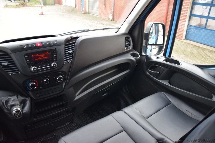 Pick-up bestelwagen Iveco Daily  35S18 DOKA 7-Sitzer Pritsche Maxi AHK 3,5T