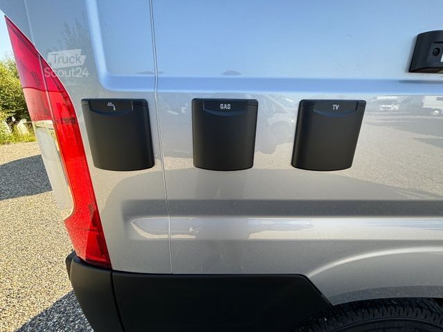 Campervan CLEVER Celebration Truma D / Radio+Navi+Kamera /Markise