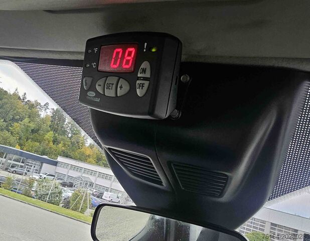 Fourgon benne basculante FORD Transit 130FT350 Kühlkoffer