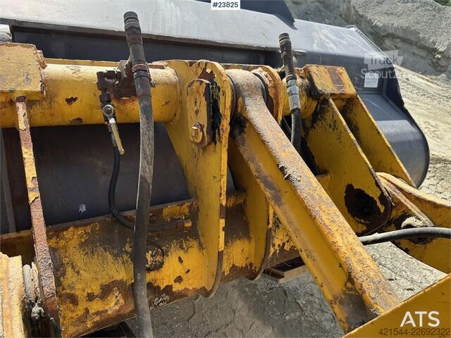погрузчик Komatsu WA320-3H wheel loader for sale as partial repair p