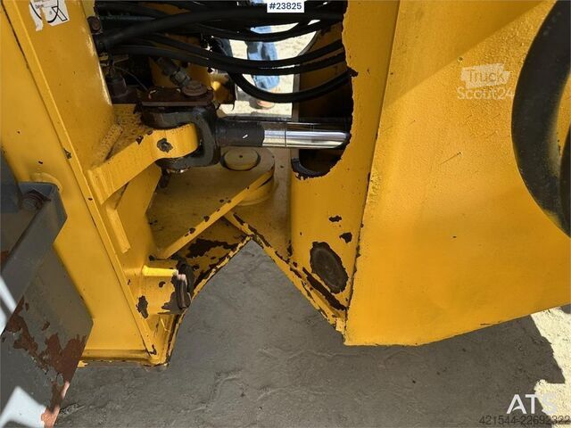 погрузчик Komatsu WA320-3H wheel loader for sale as partial repair p