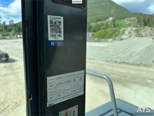 погрузчик Komatsu WA320-3H wheel loader for sale as partial repair p