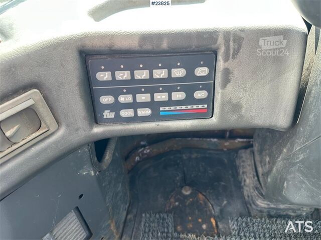 погрузчик Komatsu WA320-3H wheel loader for sale as partial repair p