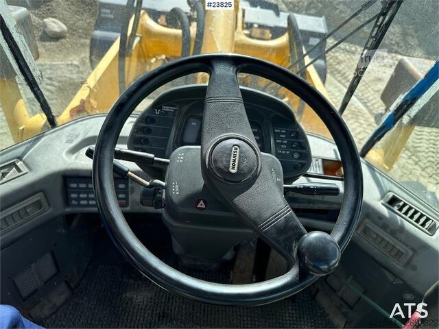 погрузчик Komatsu WA320-3H wheel loader for sale as partial repair p