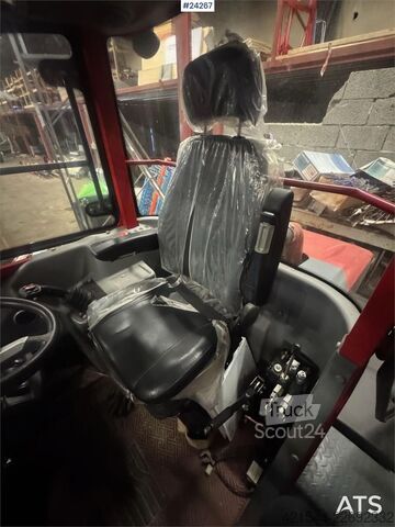 Krautuvas Taian TL2500 Wheel Loader w/ 2 Buckets and Pallet Forks
