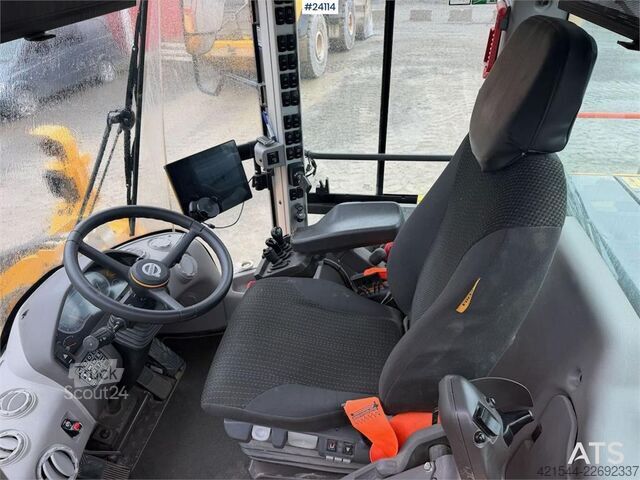 погрузчик Volvo L220H wheel loader w/ lever control, bucket and sc