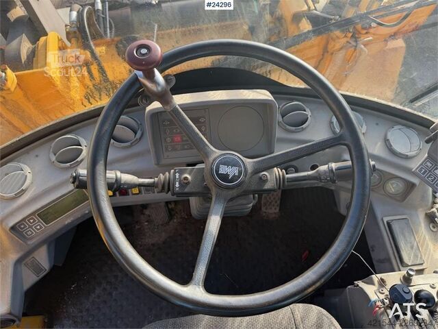 Chargeuse Volvo L90B wheel loader. WATCH VIDEO.