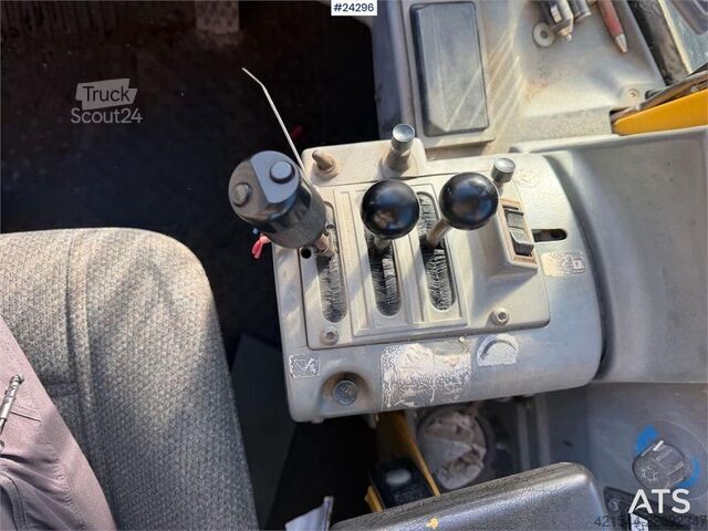 Chargeuse Volvo L90B wheel loader. WATCH VIDEO.