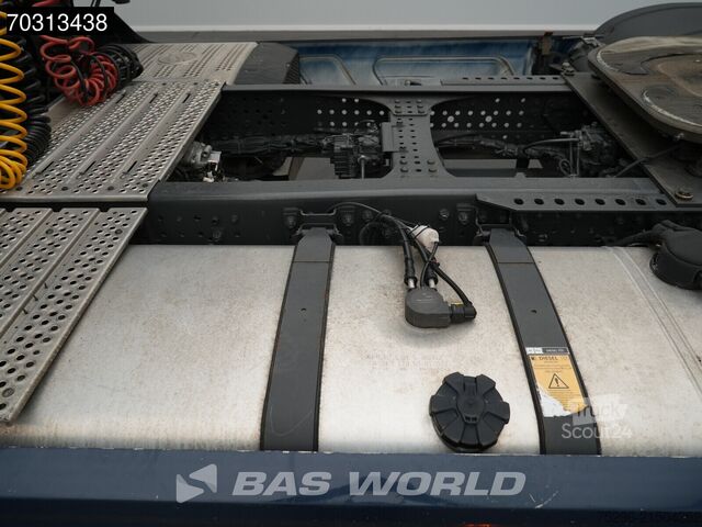 Standaard trekker Mercedes Actros 1846 4X2 Bigspace Retarder Mirrorcam Navi