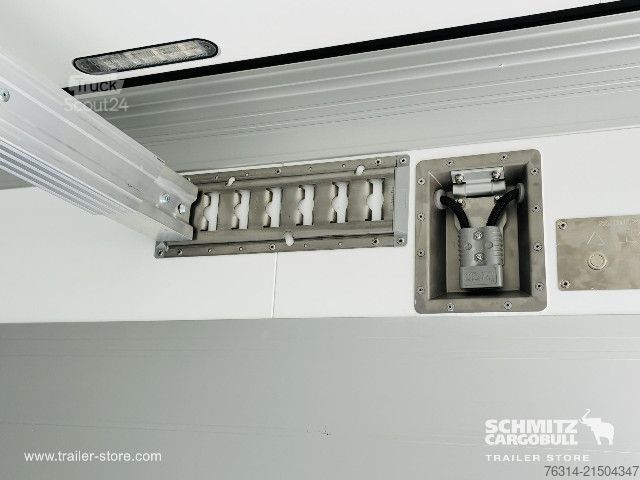 Naczepa chłodnia Schmitz Cargobull Tiefkühler Standard Ladebordwand
