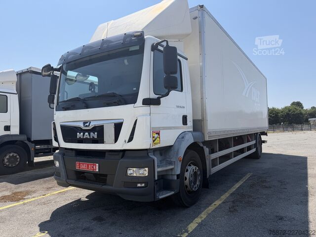 Camión caja MAN TGM 18.290 EURO 6 FURGON