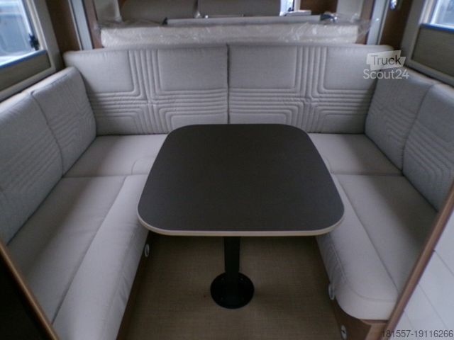 Ημιενσωματωμένο αυτοκινούμενο τροχόσπιτο BÜRSTNER Lyseo TD 644 G Ganzjahresreifen, Rundsitzgruppe