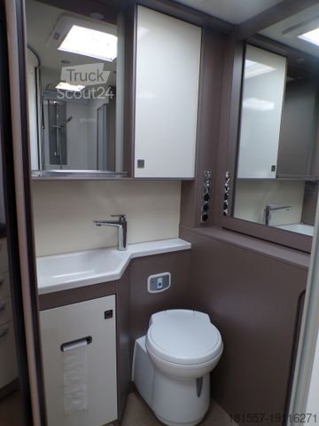 Ημιενσωματωμένο αυτοκινούμενο τροχόσπιτο BÜRSTNER Lyseo TD 684 G Harmony Line, SAT/TV, Markise