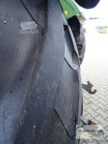 Traktors Fendt 718 VARIO SCR