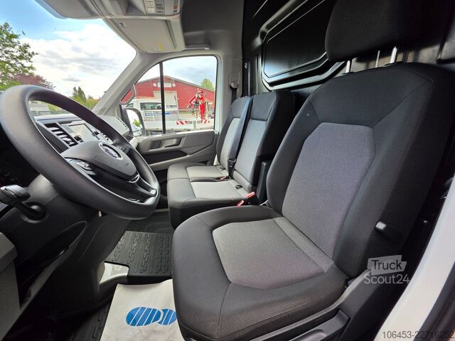Hög tak skåpbil VW Crafter Kasten M+H SHZ/CAM/AHK/erst 28.560 KM