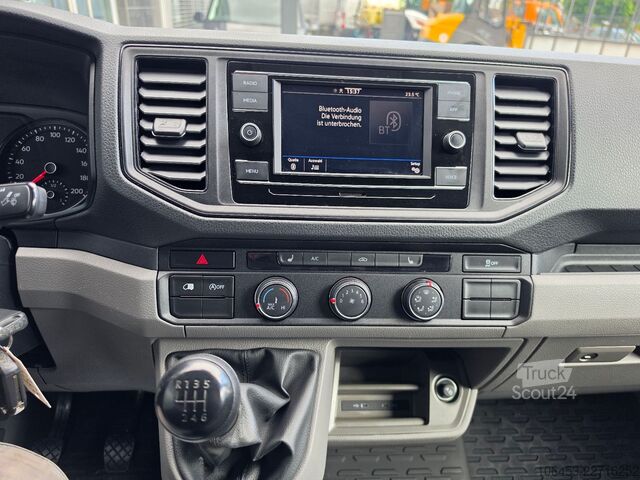 Hög tak skåpbil VW Crafter Kasten M+H SHZ/CAM/AHK/erst 28.560 KM