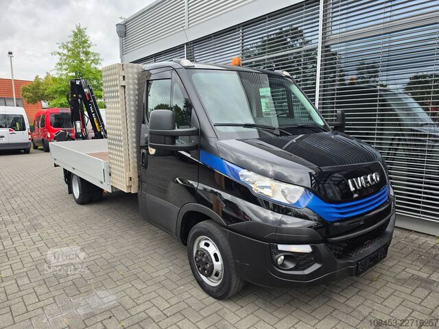 Pick-up skåpbil IVECO Daily  35 C 16 Hi-Matik Pritsche-Kran 3 Ausschüb