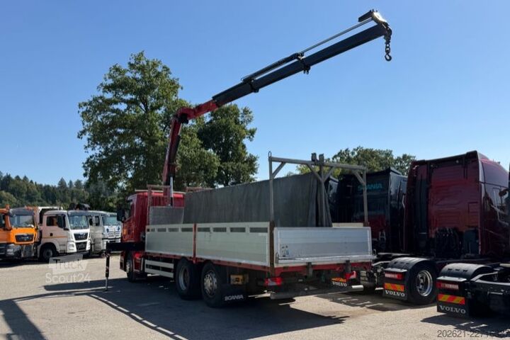 Jeřáb na nákladním automobilu SCANIA R480 6x2 HMF 1530 K3