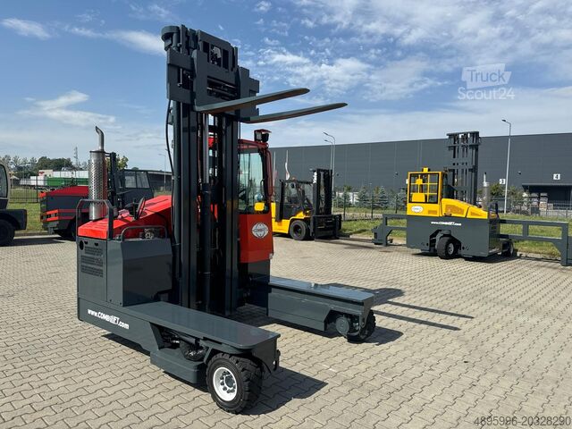 Empilhadeira de quatro direções Combilift C4000 /2015 /Triplex 7500 mm/Only 5481 h