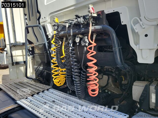 Standard tractor MAN TGX 18.440 TGX 4X2 XLX 2xTanks Euro6