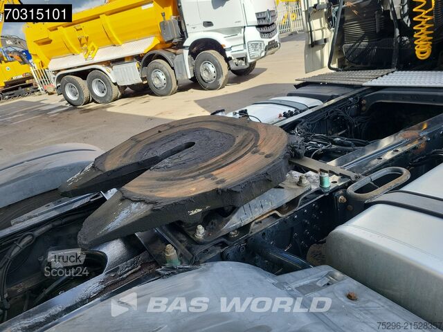 Standard tractor MAN TGX 18.440 TGX 4X2 XLX 2xTanks Euro6